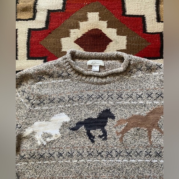 Vintage Sweater - Picture 2 of 4